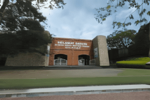 Main ke Benteng Pendem Cilacap Wisata Lawas yang Tetap Keren!