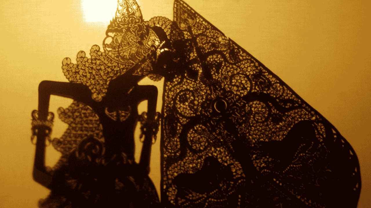Sanggar Wayang Kulit Menjaga Tradisi Lewat Bayangan dan Cerita