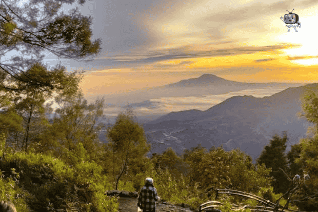 Bukit Pangonan dan Pesona yang Bikin Kamu Betah
