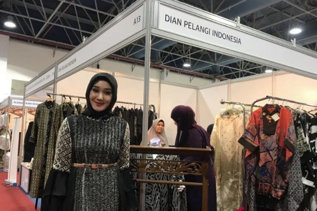 Inspirasi Perempuan Muda dari Kisah Dian Pelangi