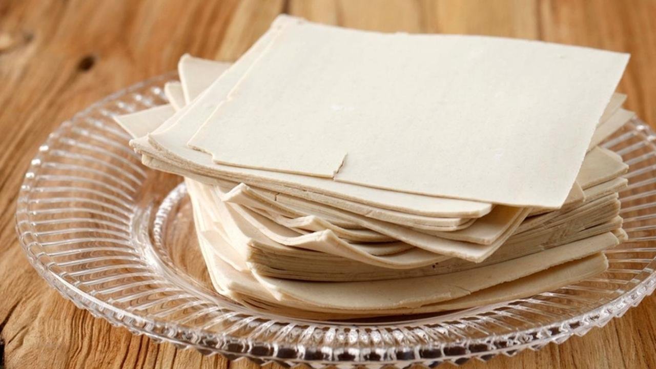 Kulit Pangsit dan Cerita Lezat di Balik Camilan Favorit