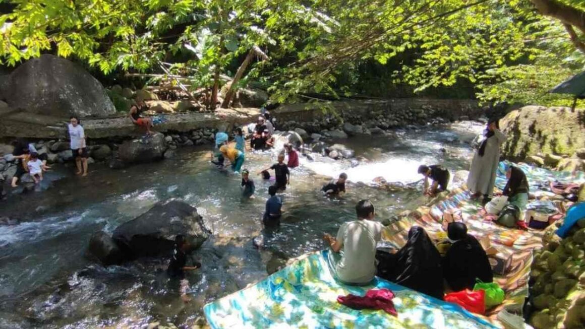 Cireong Spot Alam Segar yang Bikin Kamu Betah