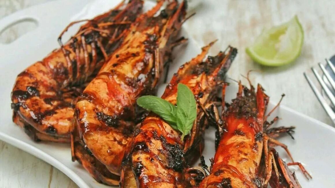 Nikmatnya Udang Bakar Madu yang Selalu Bikin Kamu Kangen