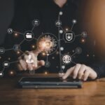 Opini Soal Ketergantungan Teknologi di Era Serba Online