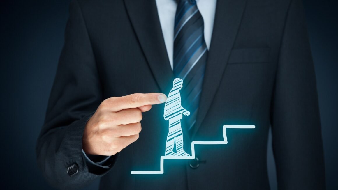 Opini pengembangan diri di tengah hidup yang makin absurd