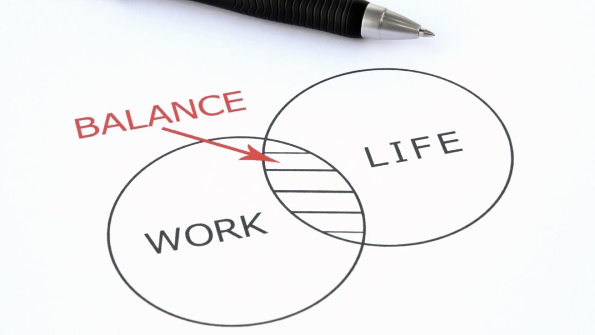 Opini soal keseimbangan kerja dan hidup di zaman serba cepat