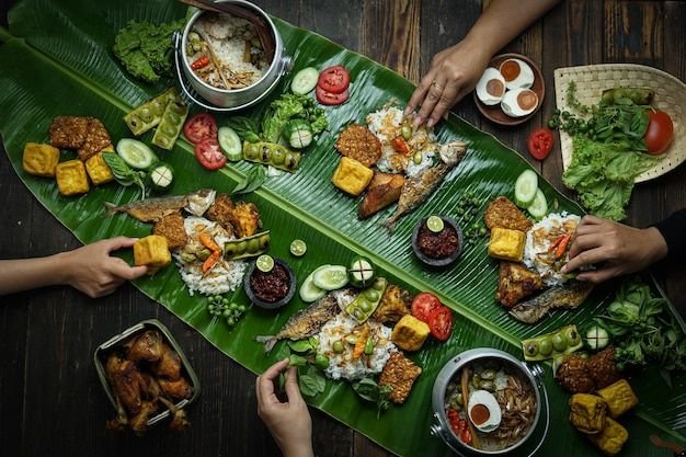 Apa Itu Makanan Tradisional