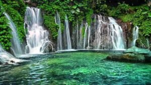 Air Terjun, Keindahan Alam yang Selalu Memikat Hati