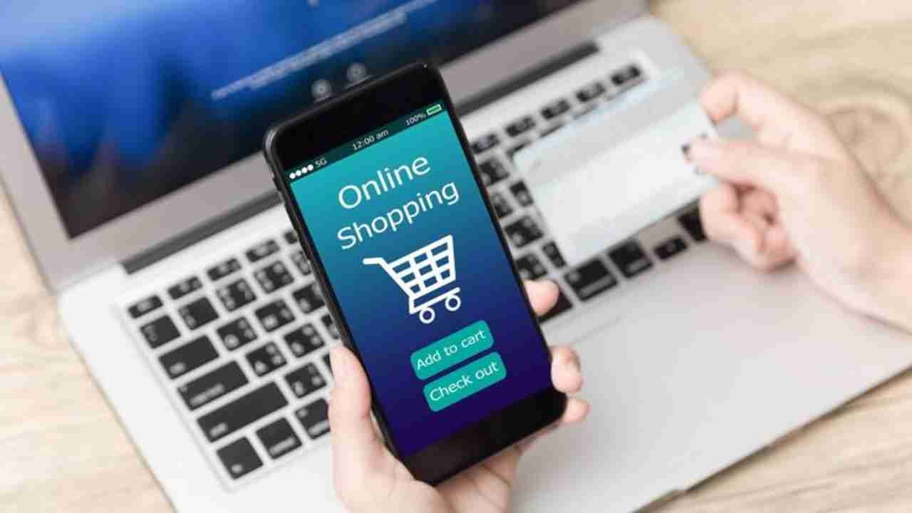 Belanja Online, Apakah Membuat Kita Lebih Boros?