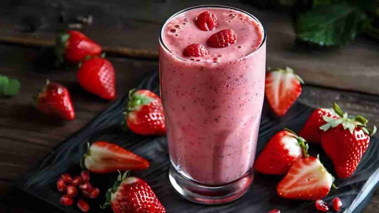 Jus Strawberry Segar dengan Rasa Manis yang Menyegarkan