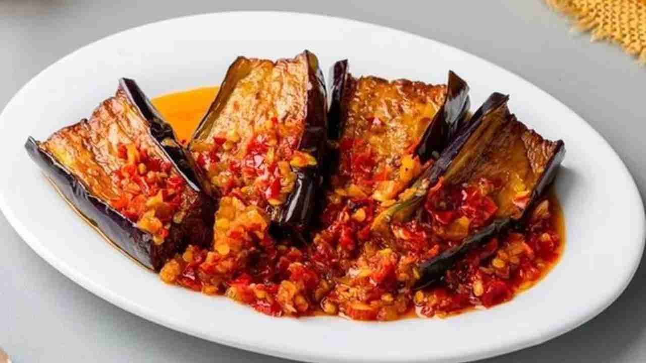 Terong Balado dengan Sambal Pedas yang Menggugah Selera