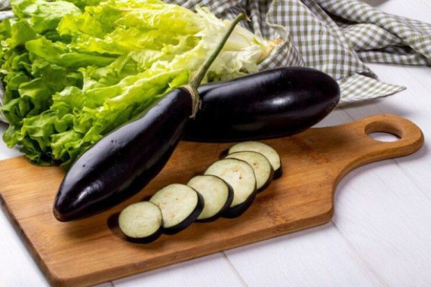 Terong Memberikan Tekstur Lembut pada Balado