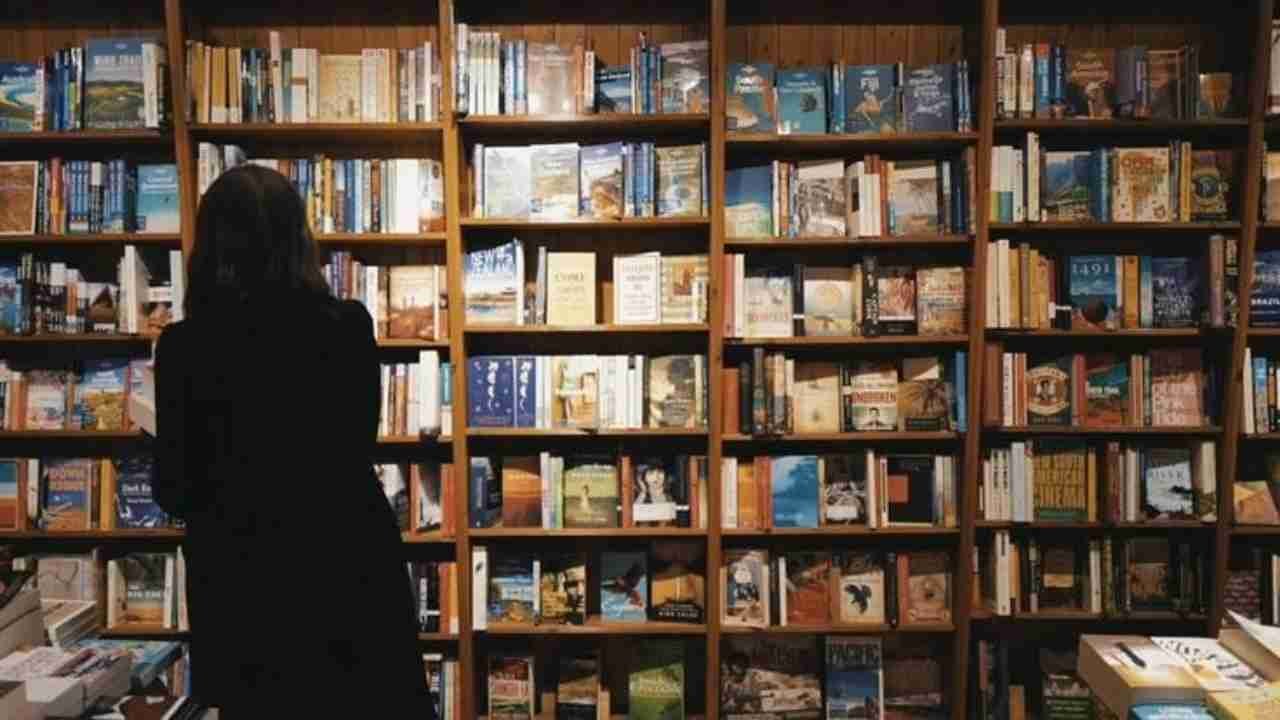 Novel sebagai Bacaan yang Menghibur dan Menambah Wawasan
